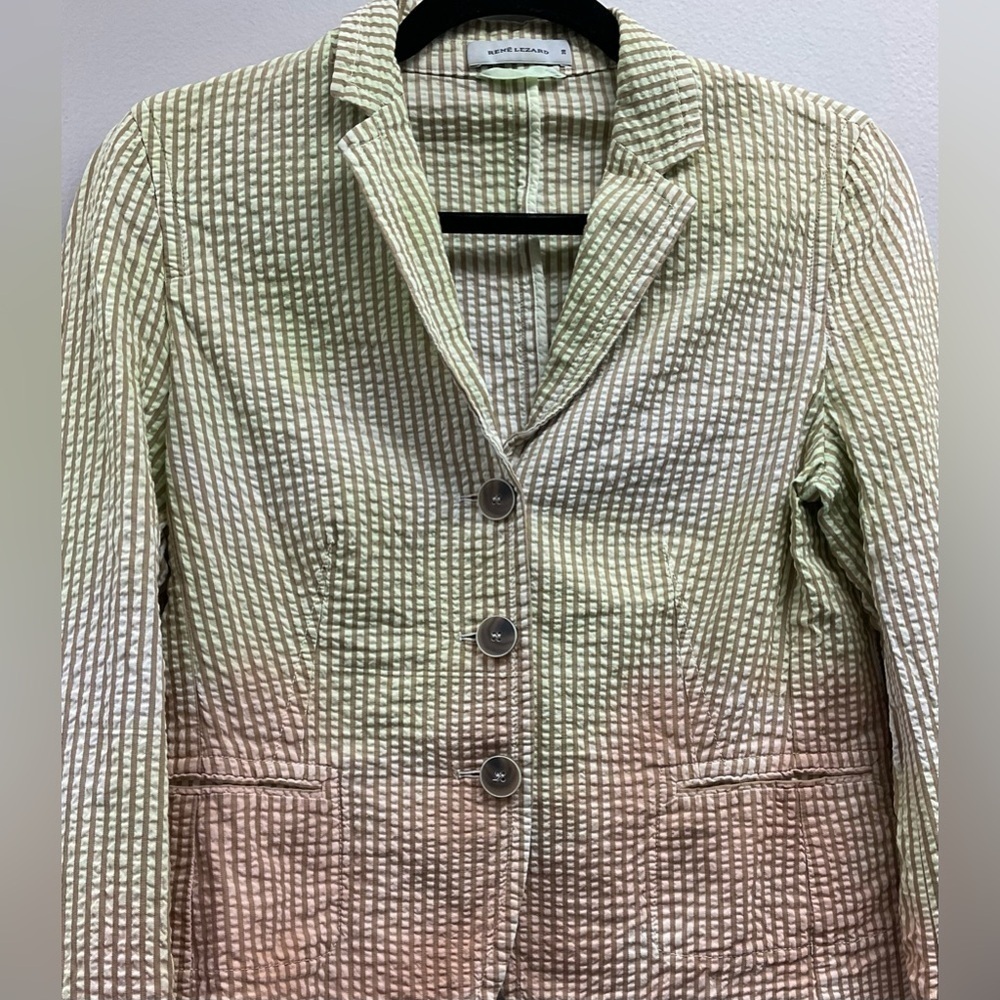 Rene’ Lezard Ombré Seersucker Blazer - Picture 9 of 12